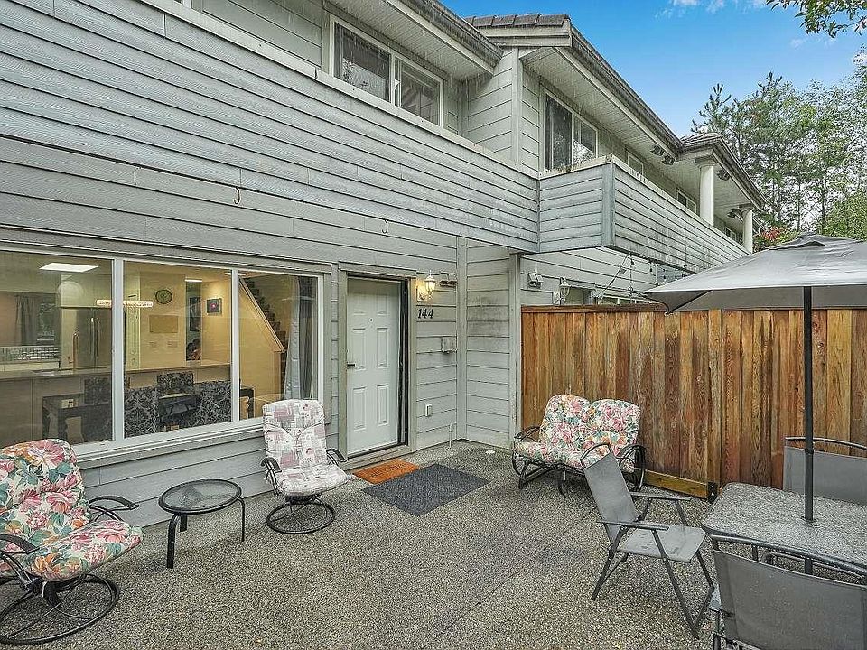 1st image of 144 Shoreline Cir