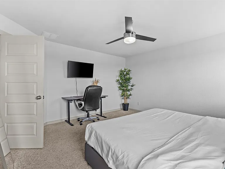 133 Folsom St — Photo 14
