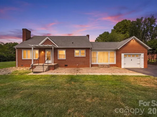 4273 Springs Rd, Conover, NC 28613