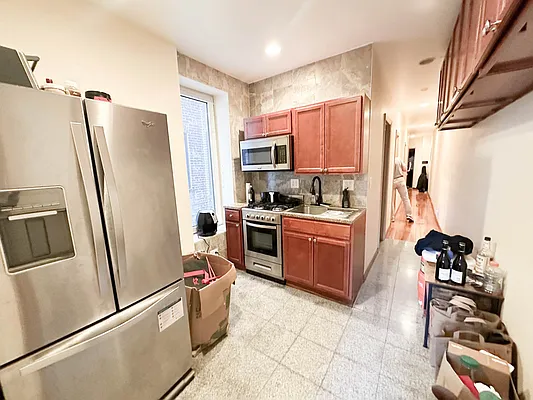 Rented by Ulas Real Estates Inc | media 1