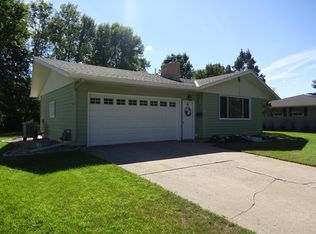 1314 Chautauqua Blvd NE, Valley City, ND 58072