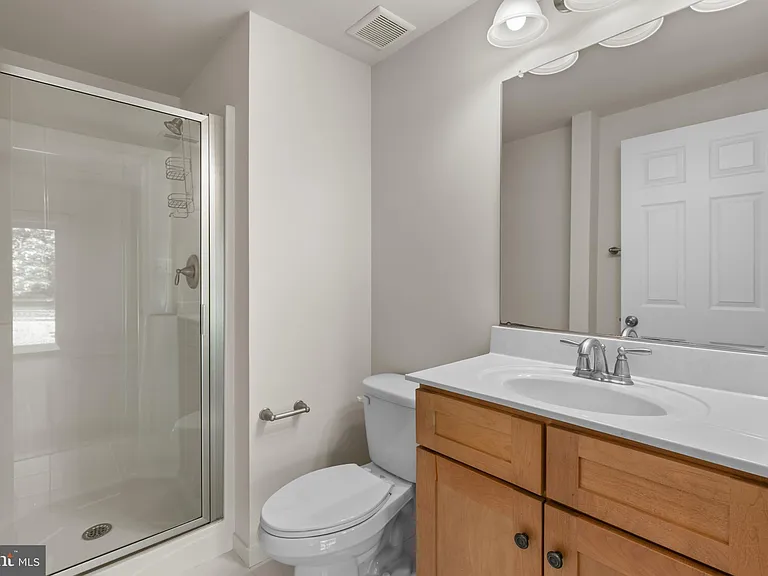 9724 Centennial Meadows Ln — Photo 29