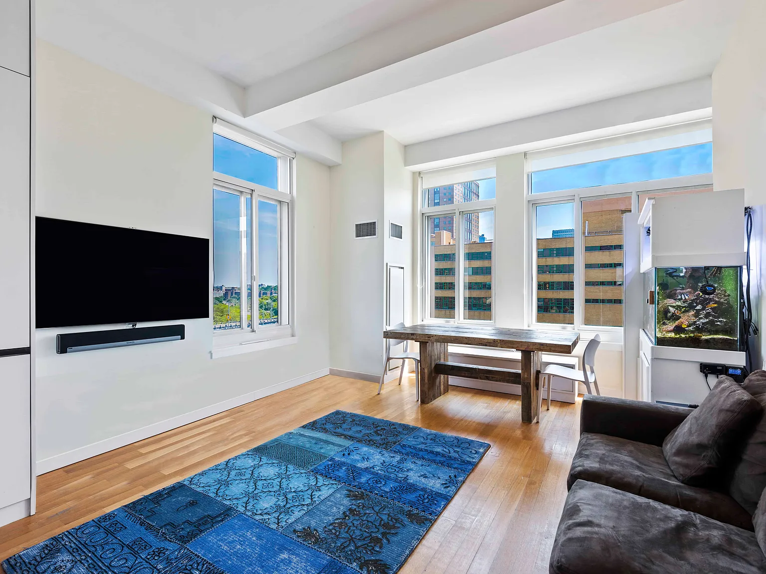 85 Adams Street — Photo 3