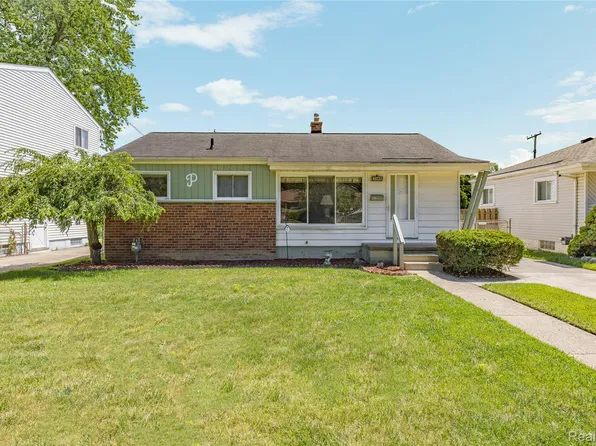 33441 Leona St, Garden City, MI 48135