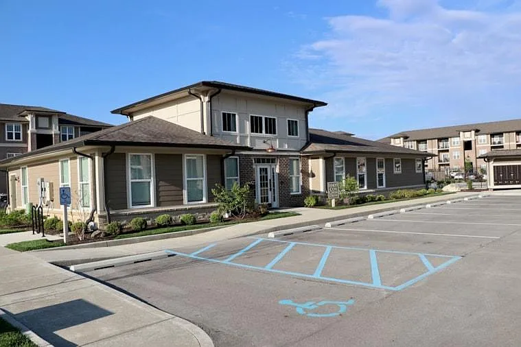 Cox Creek at Reagan Crossing Apartments — Photo 11