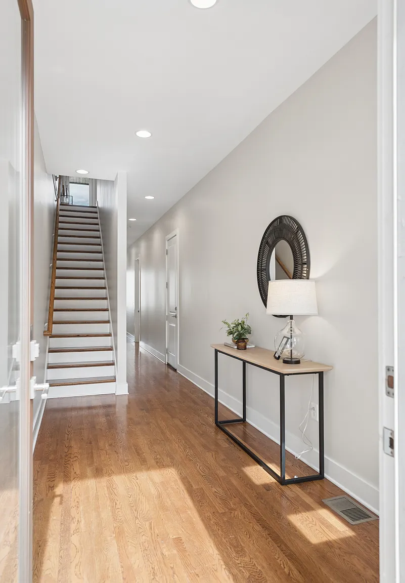 3 bed, 3.5 bath, 2787 sqft, $4,500 — Photo 4