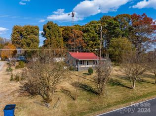 2354 Emmanuel Church Rd, Conover, NC 28613