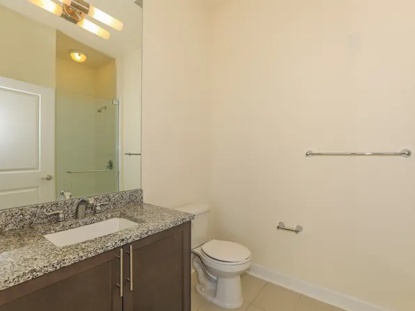 12 Main Street image 7 of 25