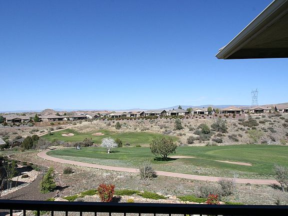 3rd image of 501 Bridgeway Cir