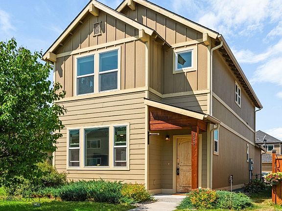 2nd image of 355 Water Lily Dr