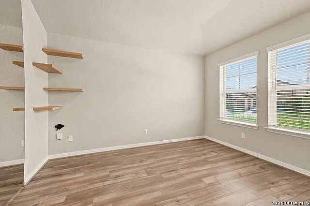 307 Goodfella Ave — Photo 12