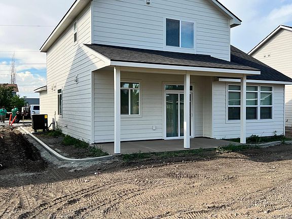 3rd image of 18405 E Desmet Ave