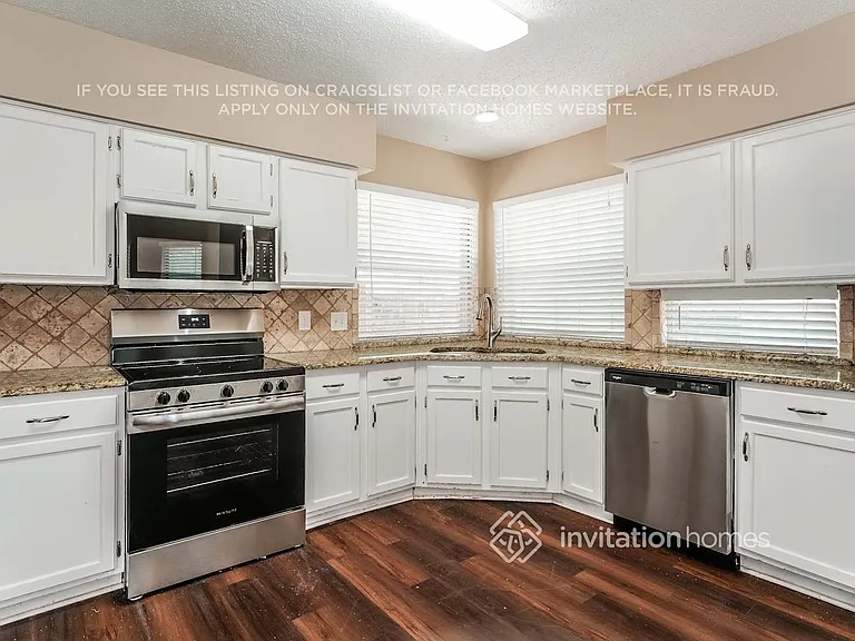 553 Mercer St — Photo 10