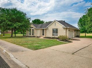 11111 River Plantation Dr, Austin, TX 78747