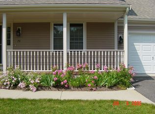 76 Country Club Ln, East Falmouth, MA 02536