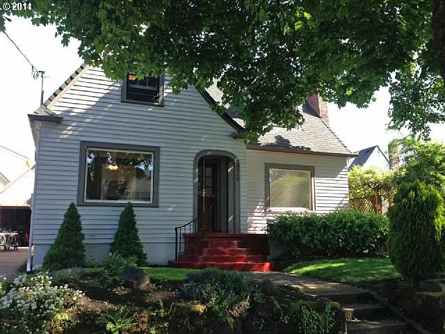 2315 NE Mason St photo 1