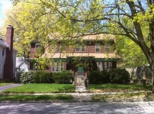 35 Laconia Rd, Worcester, MA 01609