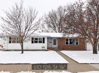 610 12th St W, Williston, ND 58801