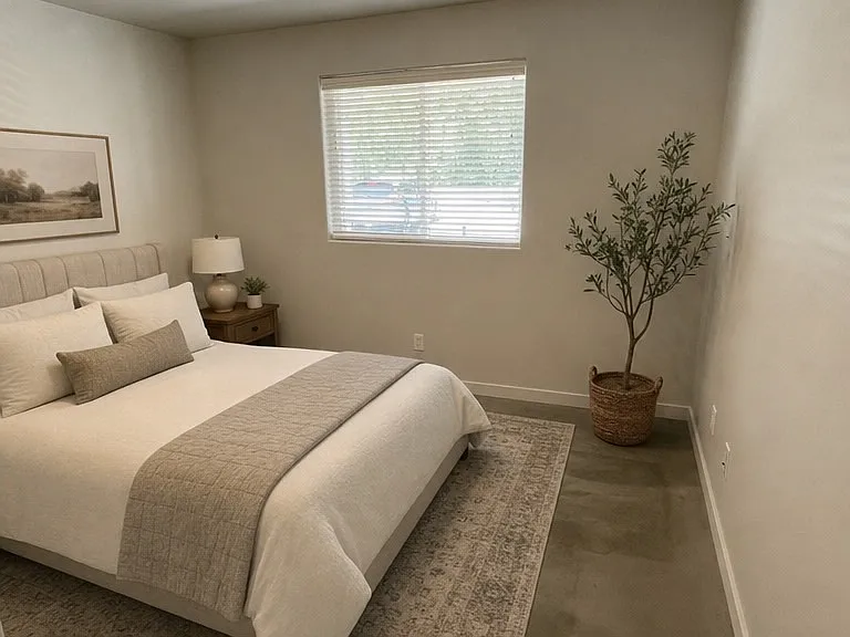 1048 Whipple St — Photo 14