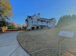 721 Meadow Spring Dr, Temple, GA 30179