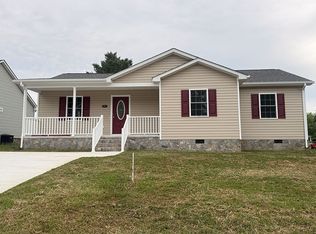 475 North Ave, Appomattox, VA 24522