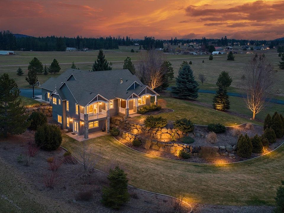 1st image of 7805 S Oak Rd