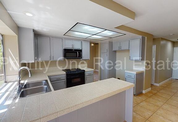 2nd image of 9477 High Park Ln