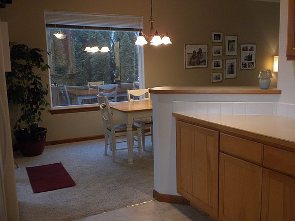 4th image of 2812 Marina Dr