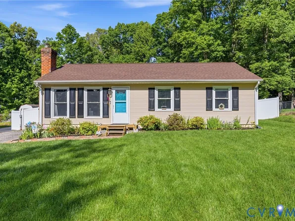 5112 Rollingway Rd, Chesterfield, VA 23832