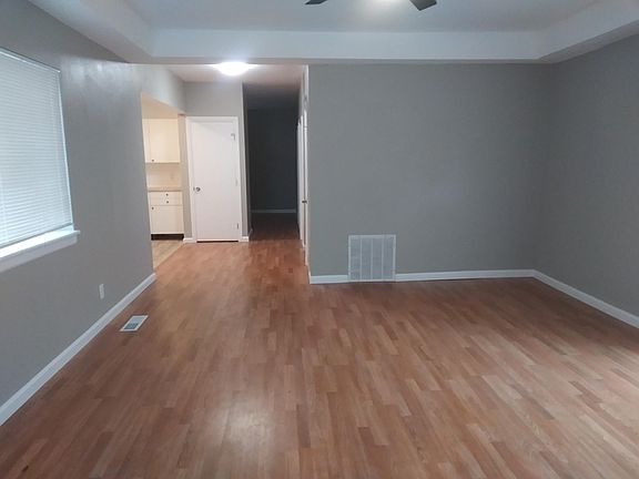 5th image of 14541 Austin Ave