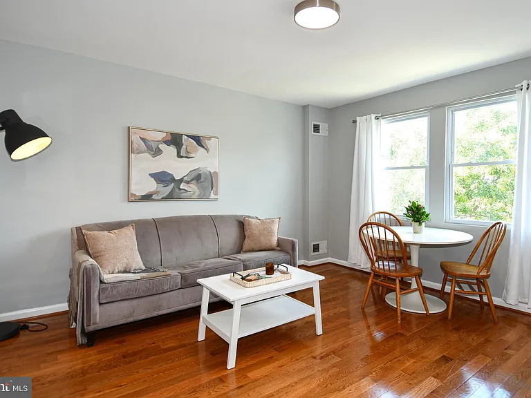 1643 Montello Ave NE #4 — Photo 6