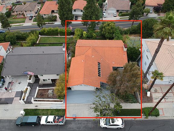3rd image of 28037 Lobrook Dr