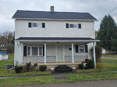 83 Sycamore St, Adena, OH, 43901