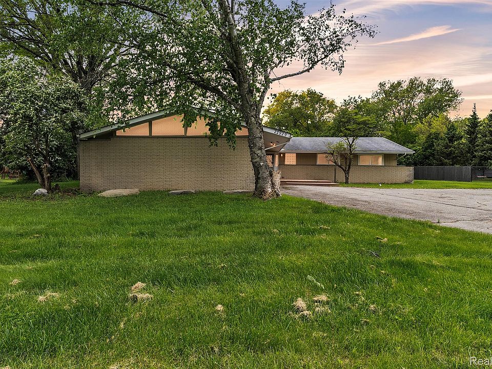 1st image of 22929 Wrexford Dr