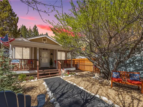 211 Coy Ln, Big Bear City, CA 92314