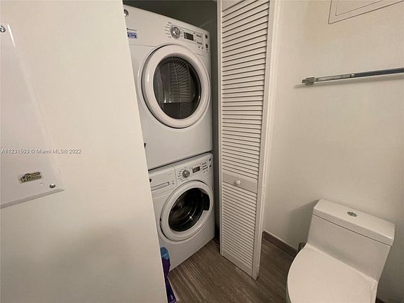 4th image of 1010 Brickell Ave Unit 3308
