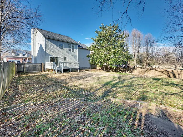 121 Deer Ridge Ln — Photo 52