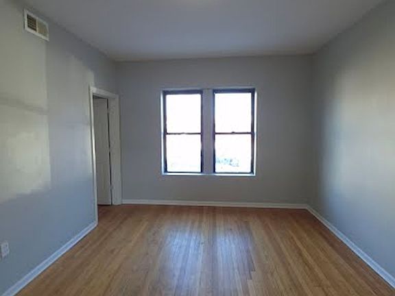 2nd image of 634-640 N Lamon Ave #634-1