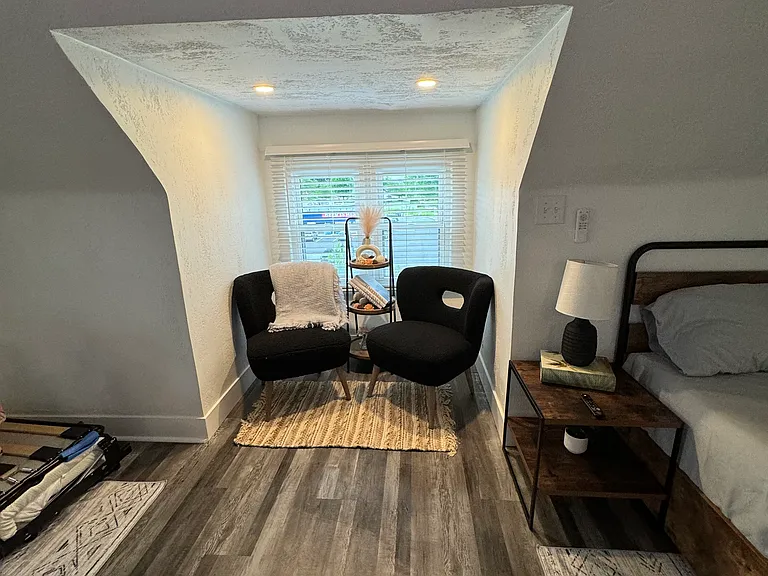 664 New Castle Rd #3 — Photo 3