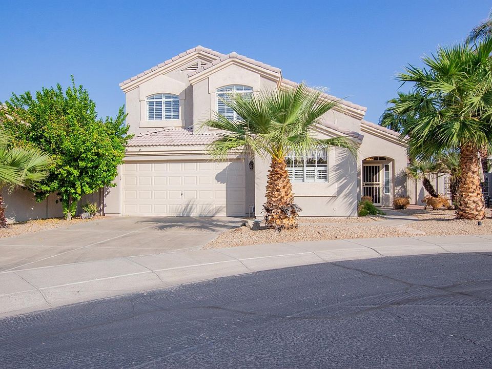 1st image of 8942 W Acoma Dr