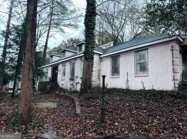 1480 Pineview Ln NW, Conyers, GA 30012