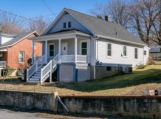 19 Austin Ave, Staunton, VA 24401