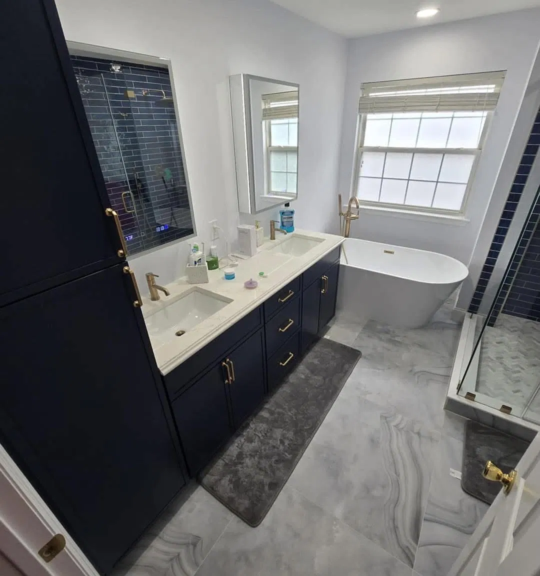 4 bed, 2.5 bath, 2312 sqft, $4,600 — Photo 4