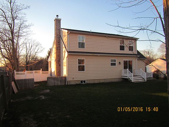 3rd image of 21 Newins St