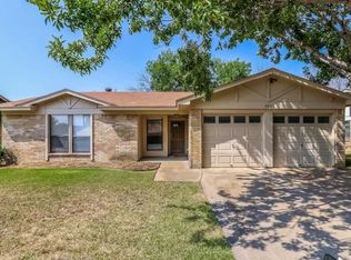 7533 Clover Ln, Watauga, TX 76148