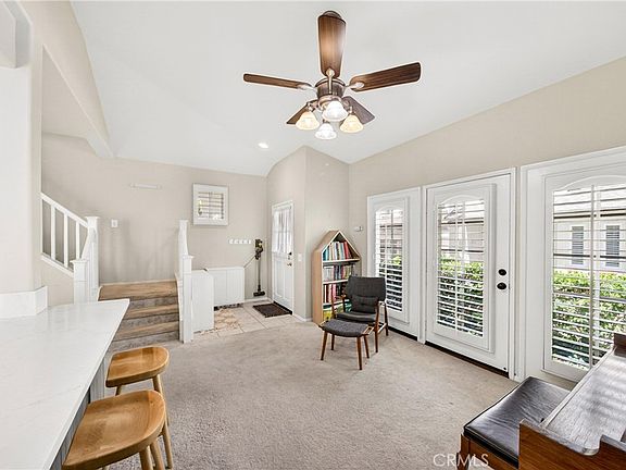 5th image of 54 Paisley Pl