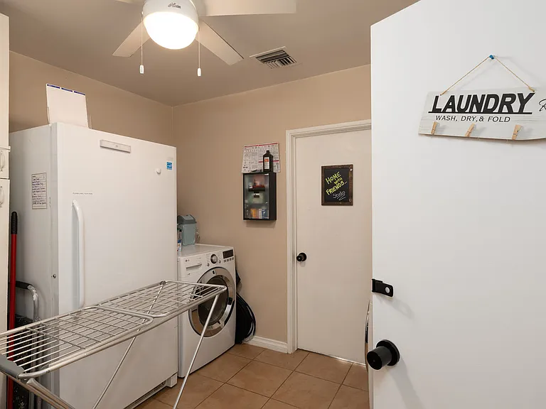 9407 S 4th Ave — Photo 33