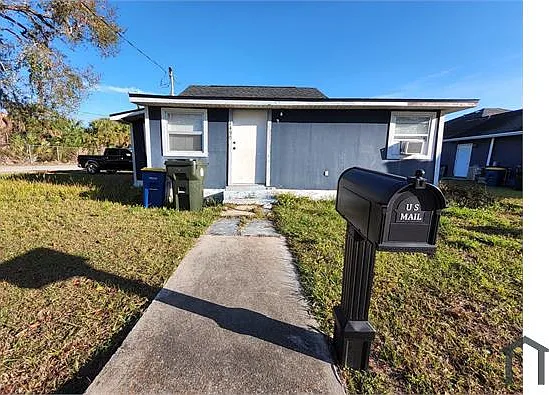 1490 Polk St
