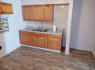 2412 1/2 E 29th St, Lorain, OH 44055