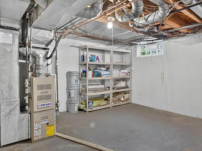 3284 Coolidge Hwy — Photo 31